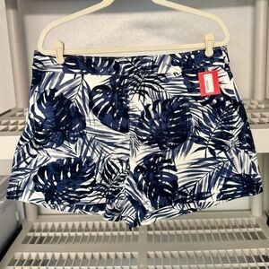 NWT Spanx On the Go Print 4-Inch Shorts Tropical Print NV Size XL‎